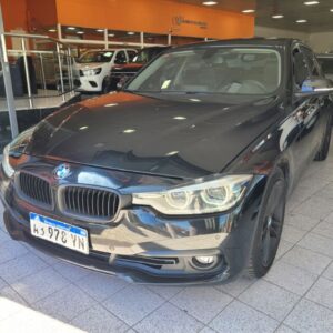 BMW 330i 2017 - Norberto Benavides